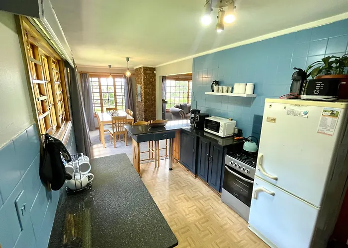 The Hedge At Dullstroom Cottage